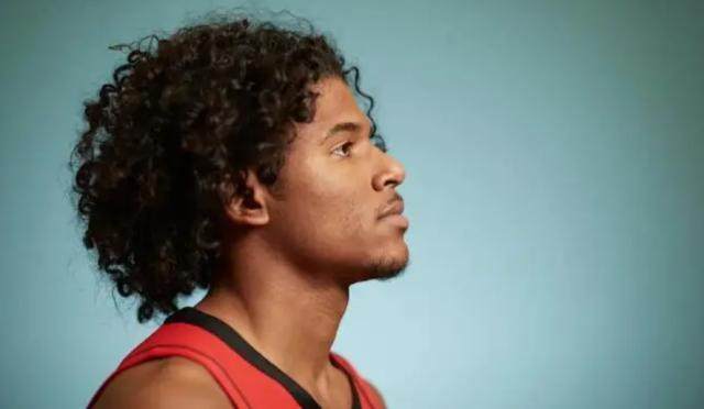 世界杯手机观看-杰伦·格林剑指最佳新秀 休赛期曾向韦少取经